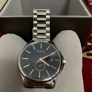 Gucci Timeless Black Dial Stainless Steel Watch